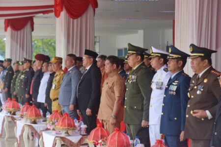 Pemkot Kendari Peringati Hari Bhayangkara di Lapangan Upacara Balai Kota