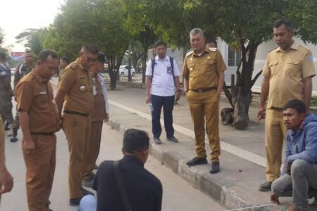 Penjabat Wali Kota Muhammad Yusup Tinjau Pembenahan Pedestrian Kawasan MTQ Kendari