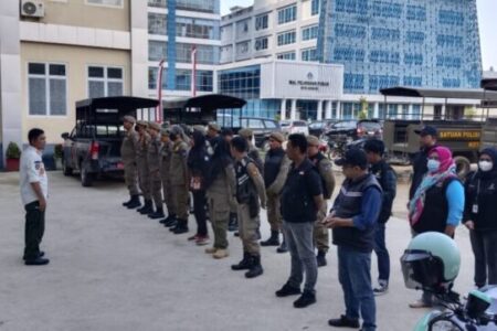Pemkot Kendari Patroli Berkala Tertibkan Pelanggar Perda dalam Kota Lulo