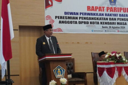 Pj. Wali Kota Muhammad Yusup Sampaikan Pesan Kemendagri Saat Pelantikan Anggota DPRD Kota Kendari