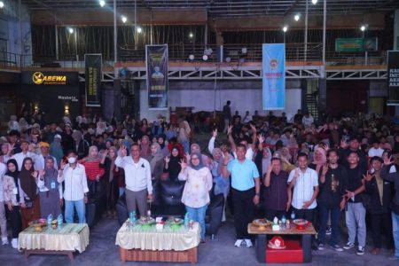 Sejarah dan Musik Berpadu, Giona dan Nur Alam Hadiri Symphony Night 2024 di K-Toz Kendari Square