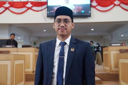 Rizky Brilian Pagala Ucapkan Selamat Kepada Siska – Sudirman
