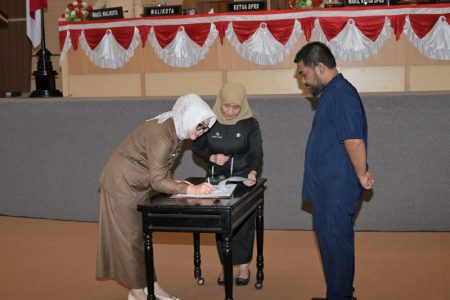 Tujuh Fraksi DPRD Kota Kendari Sepakati Raperda Pertanggungjawaban APBD Tahun 2025